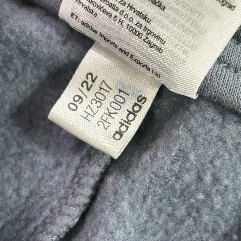 Adidas Tiro 23 Shorts Mens 2XL Gray Essentials Fleece 3‎ Stripes Athletic Sweat